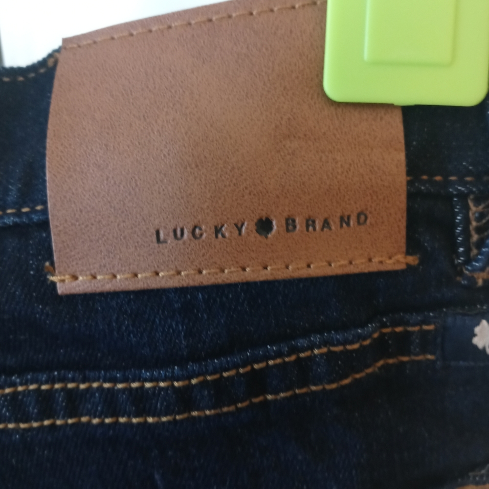 Lucky Brand Boys Skinny Leg Jeans - 4/5 - Picture 3 of 10